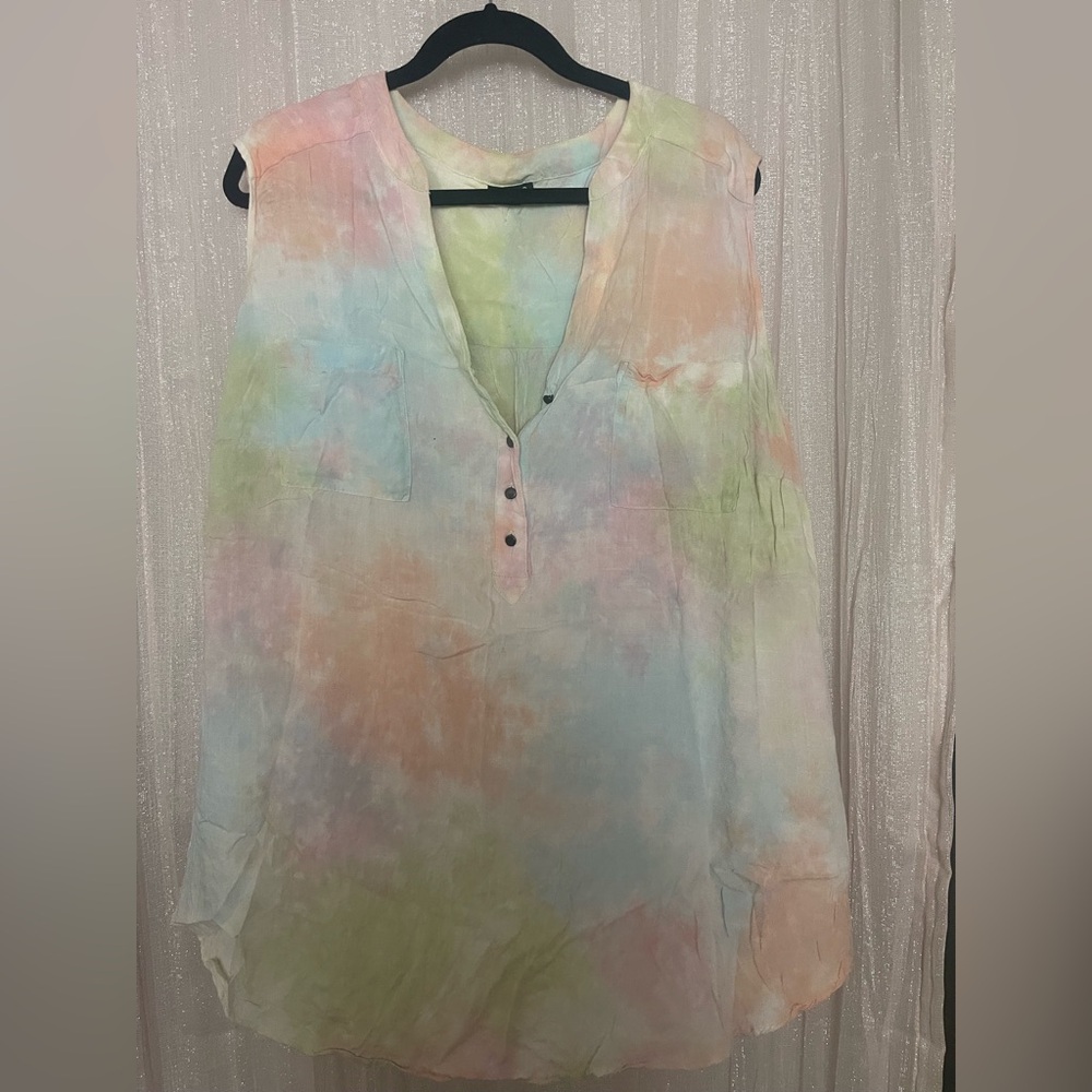torrid Pastel Tie-Dye Sleeveless V-Neck Top
